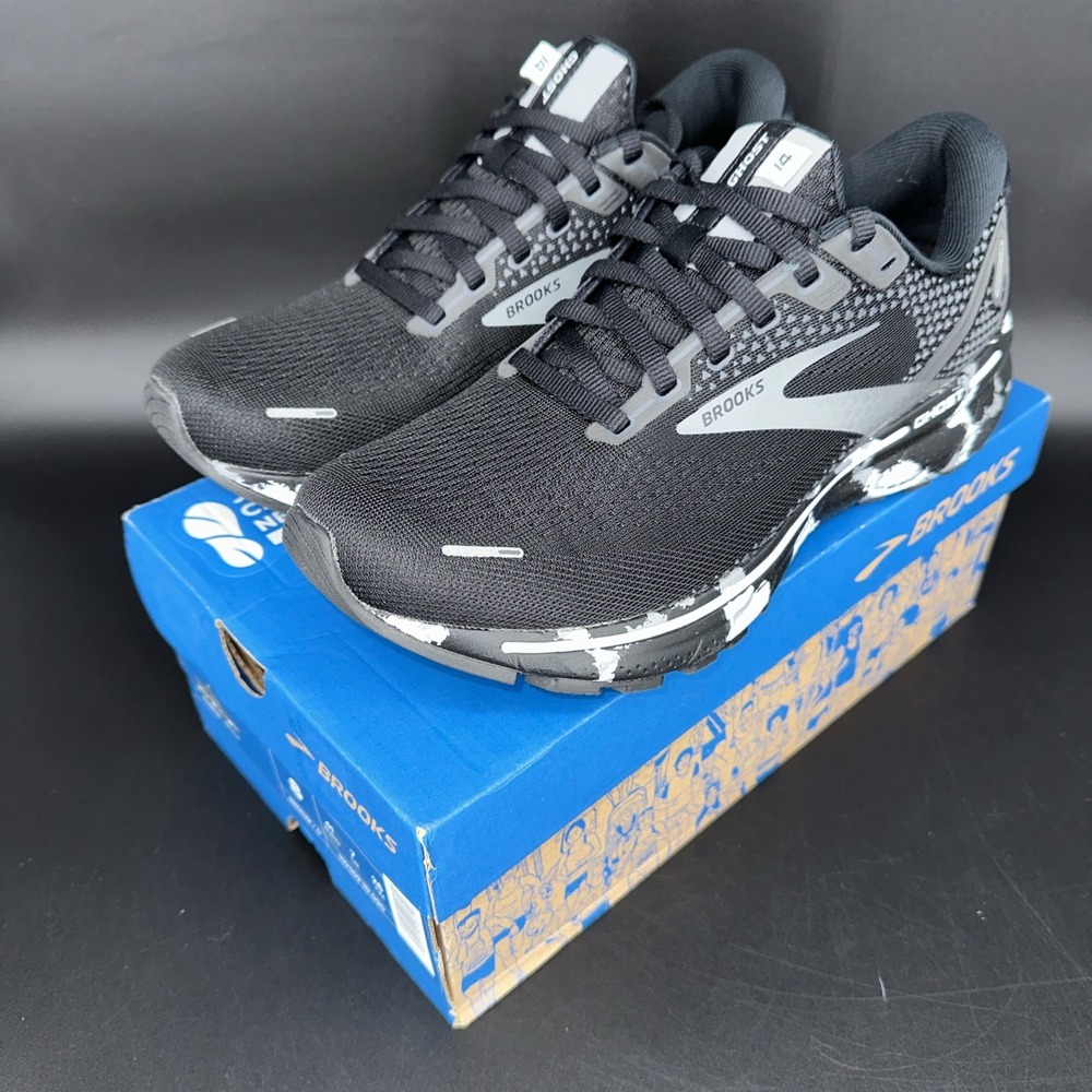 Brooks Ghost 14 Men's 8 Medium Width Running Shoes Black and White 110369 1D 090